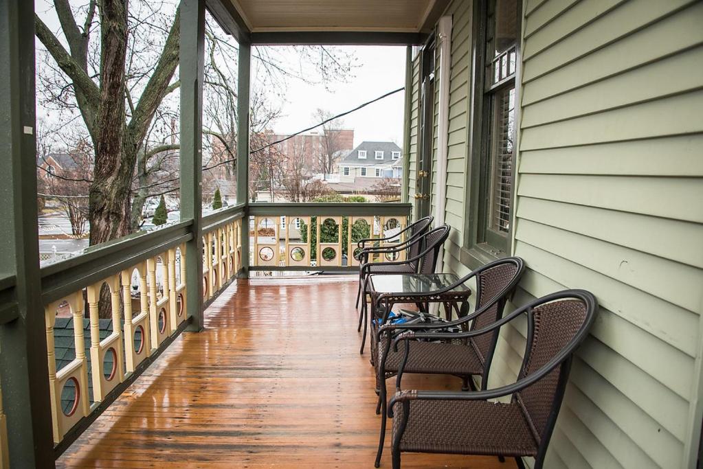 Vandiver Inn — photo 24