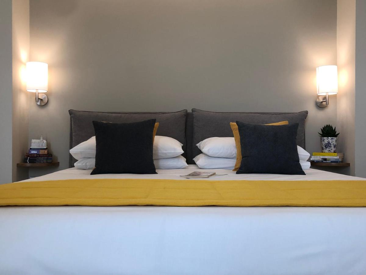 Grey Pearls Suites photo