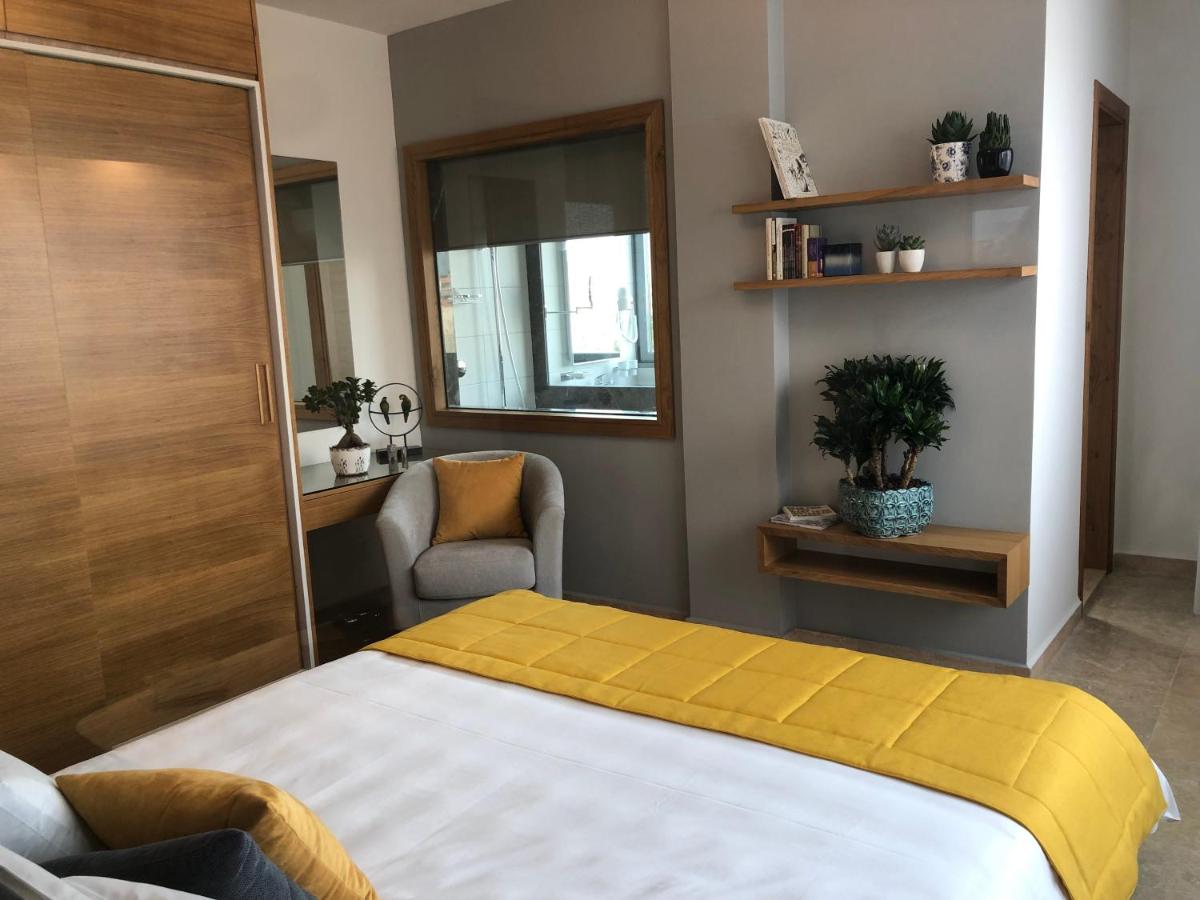 Grey Pearls Suites photo