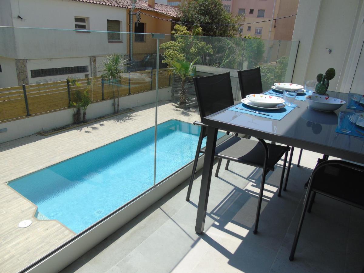 Appartement proche mer avec piscine Rosas, Roses ...