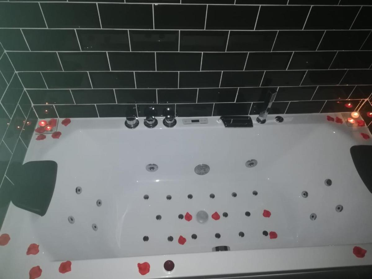 Apartamentos Dos Torres Rivendel, Zaragoza – Precios ...