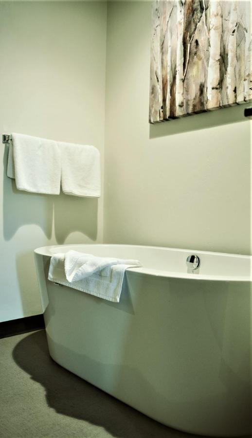 Silver Creek Hotel — photo 17
