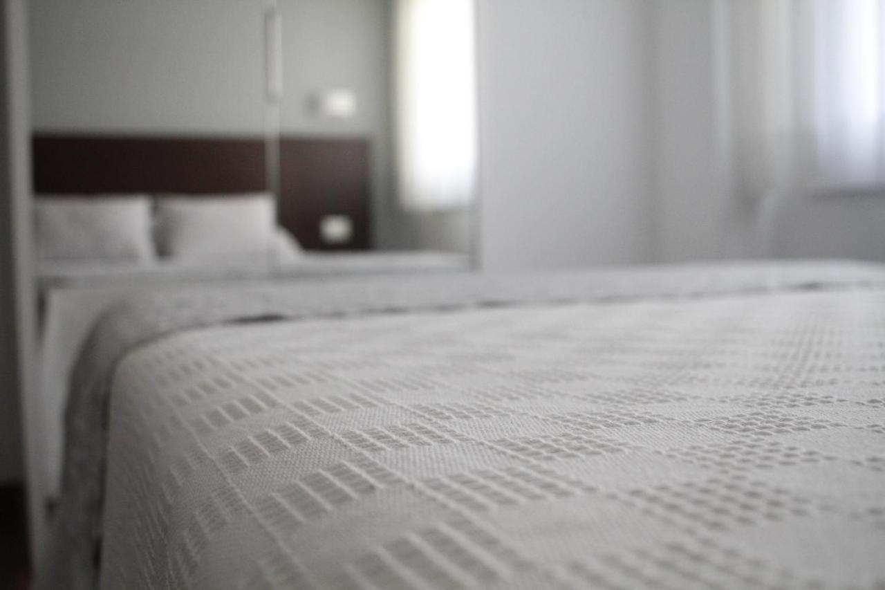 Guesthouse Pensión Elisardo, Noya, Spain - Booking.com