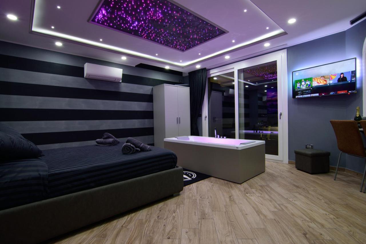 Starry Sky Charming House - 4