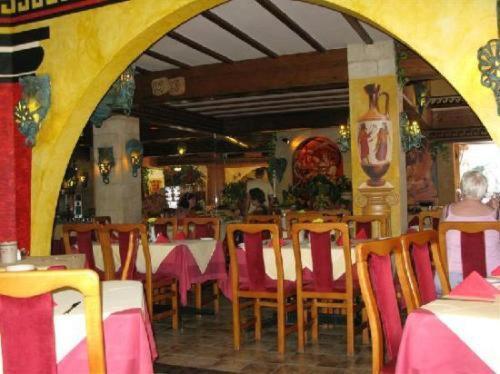 Roman Boutique Hotel photo