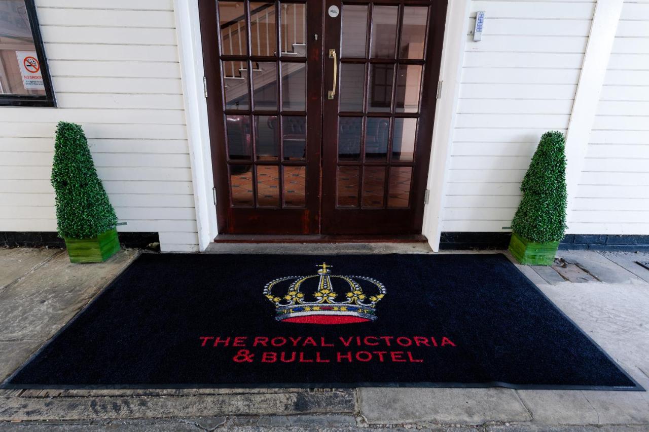 The Royal Victoria & Bull Hotel - Laterooms