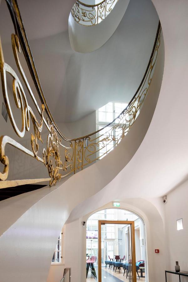 art'otel berlin mitte, Powered by Radisson Hotels photo