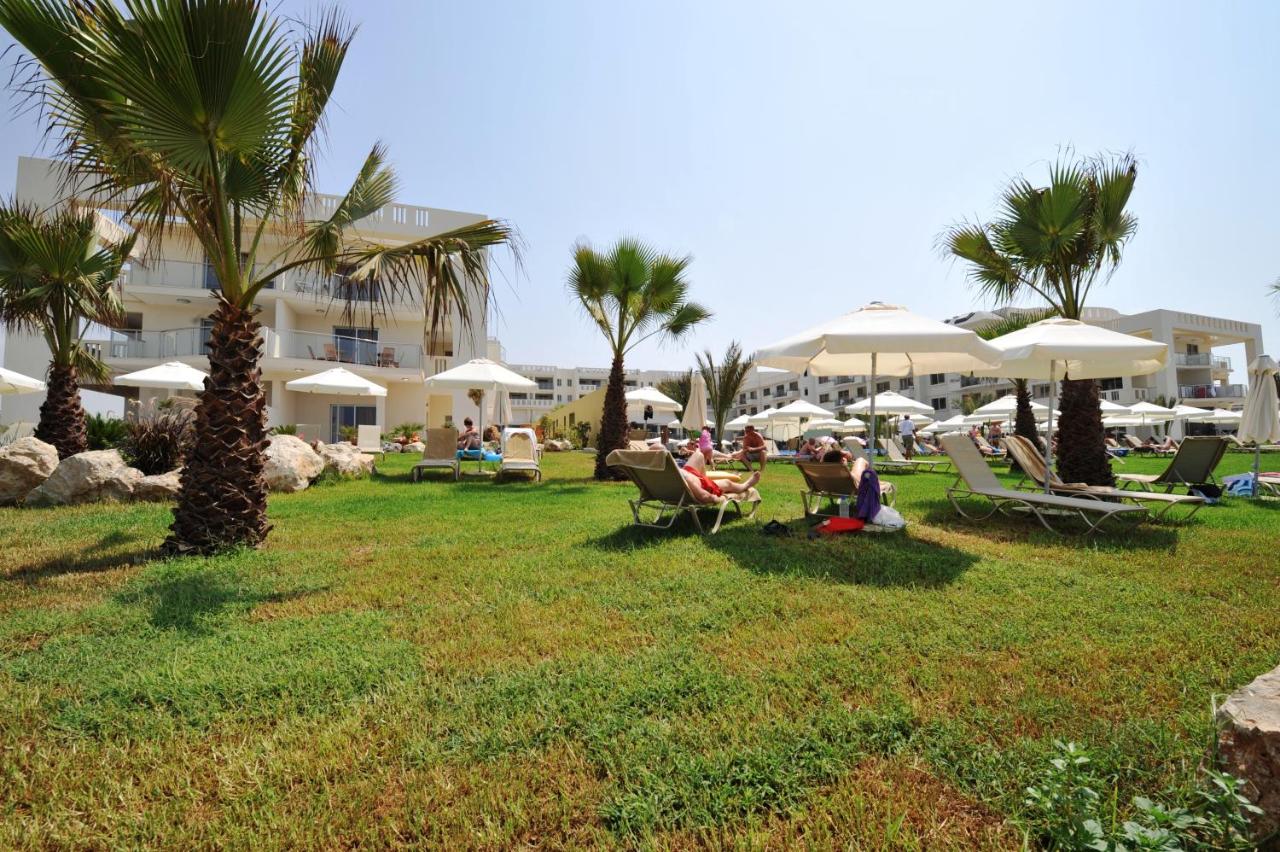 Capital Coast Resort And Spa photo