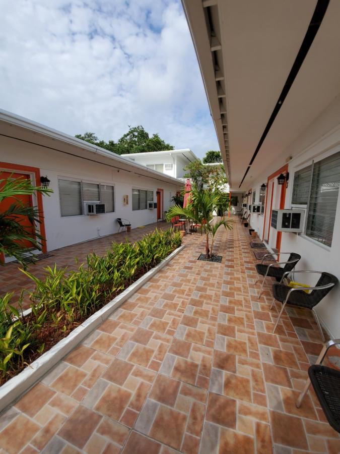 Budget Inn — photo 7