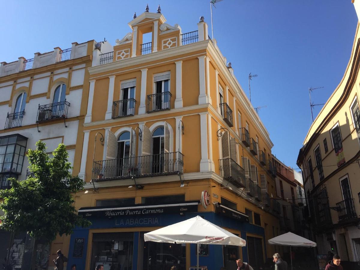 Apartamento Karivu Tintes, Seville, Spain - Booking.com