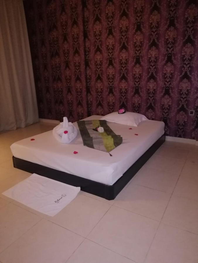 Ramee Palace Hotel photo