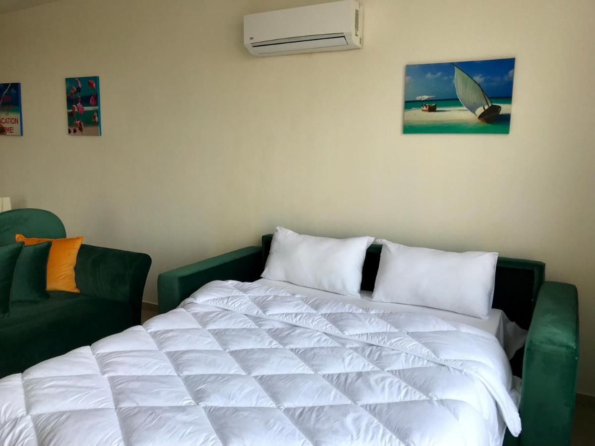 Sunny Bay Apartments photo