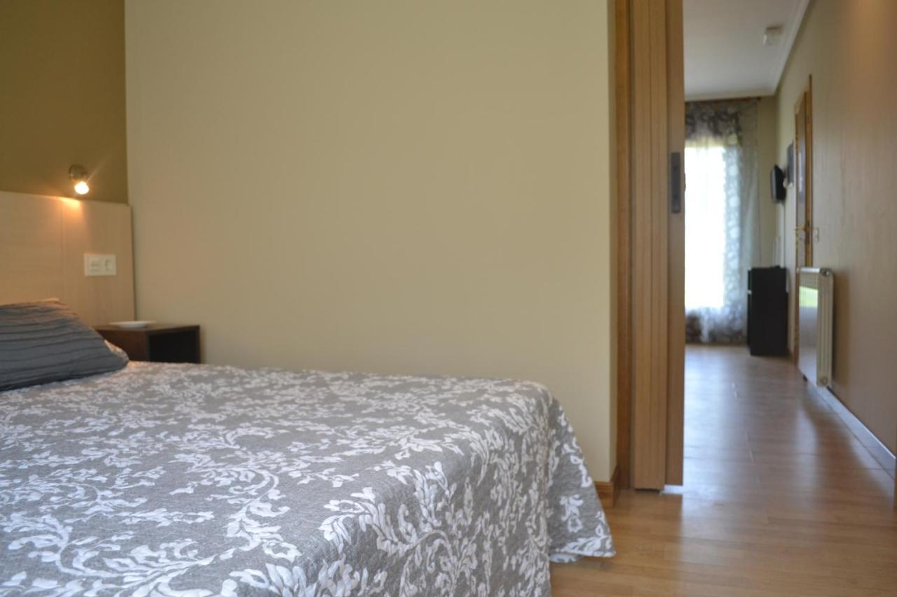 Apartment Rurales Antilles Playa, Cue, Spain - Booking.com