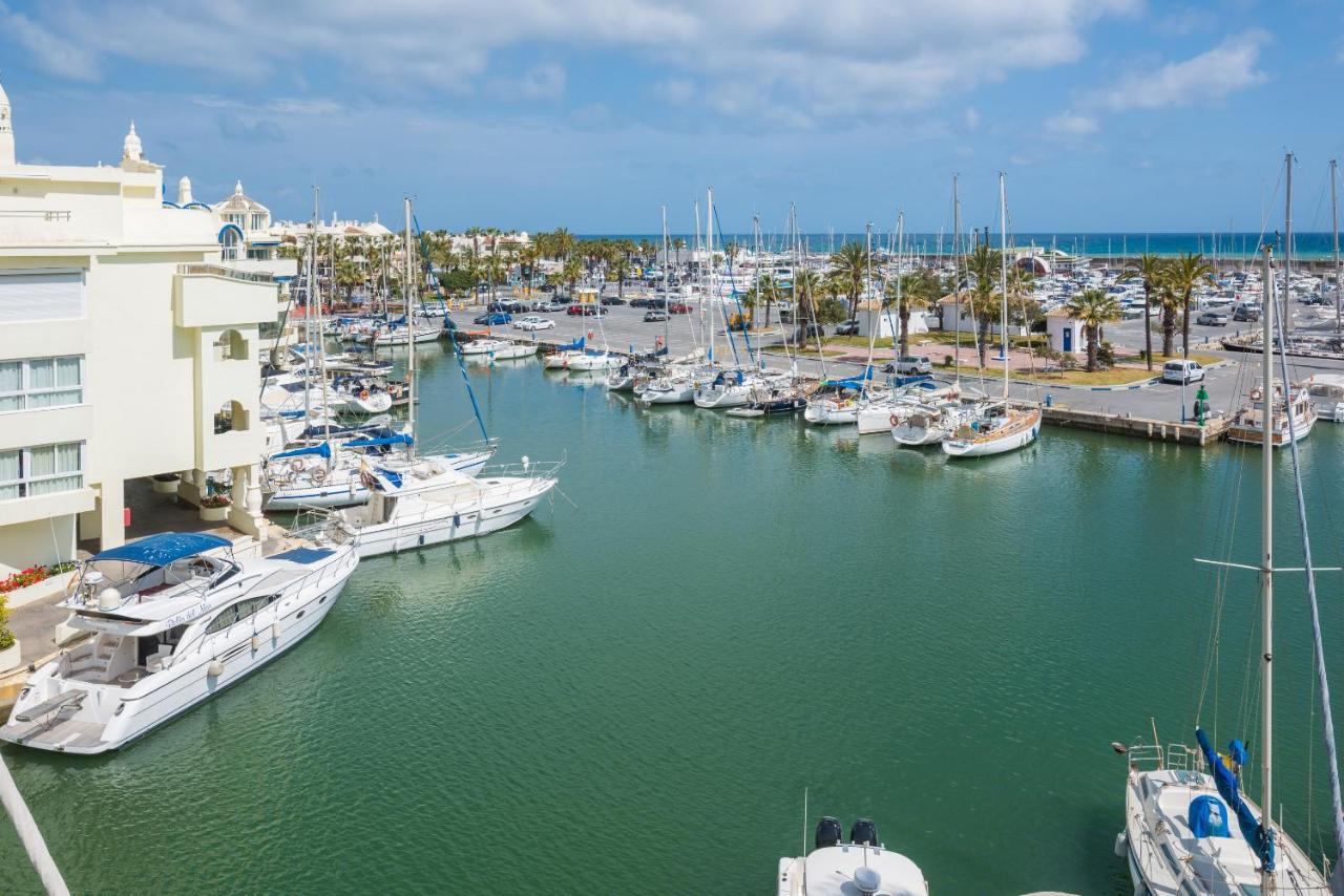 WintowinRentals Luxury and Sea View inside Puerto Marina ...