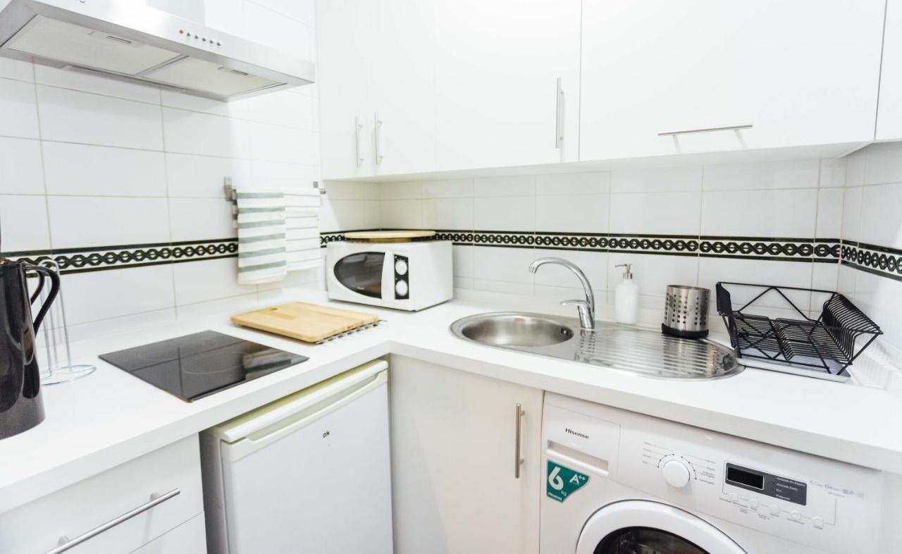 Apartment Aire, Seville, Spain - Booking.com