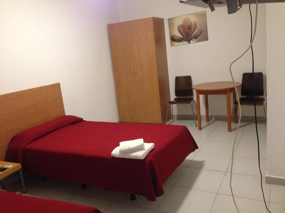 Guesthouse LHostalet, Lleida, Spain - Booking.com