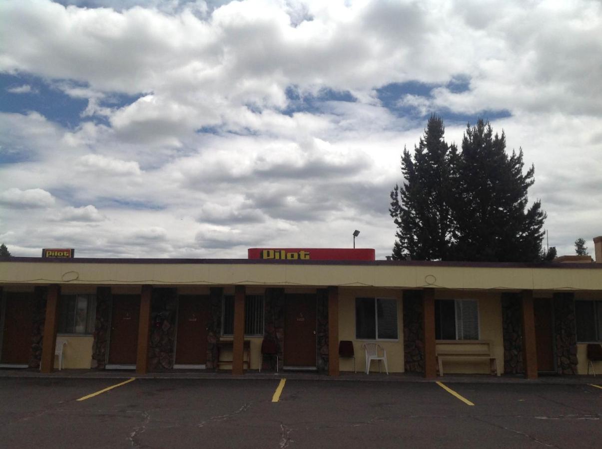 Chemult Motel — photo 18
