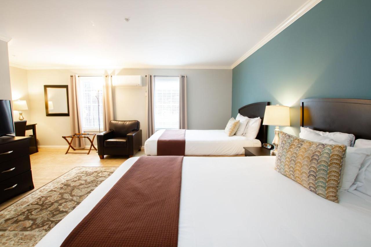 The Dahlonega Square Hotel — photo 17