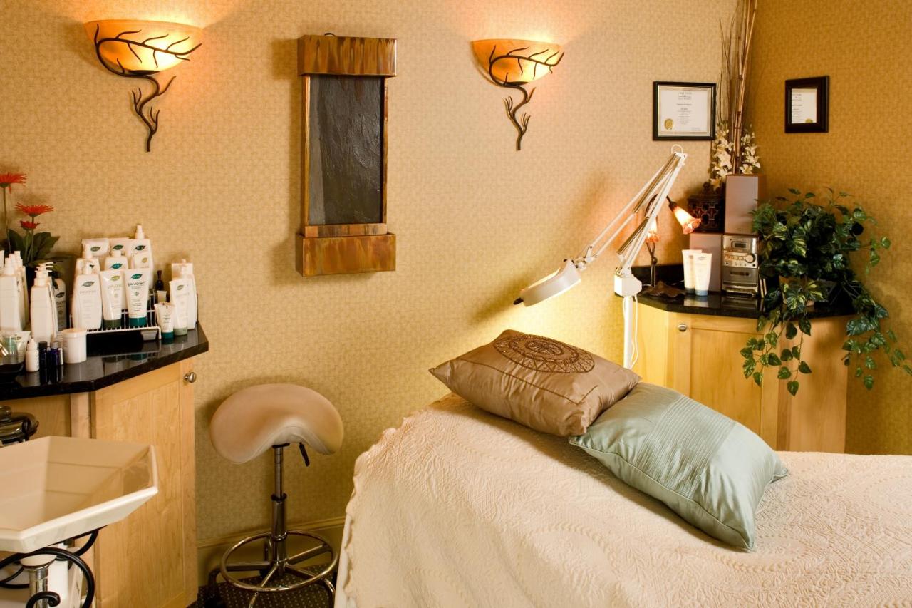 Christmas Farm Inn and Spa — photo 20