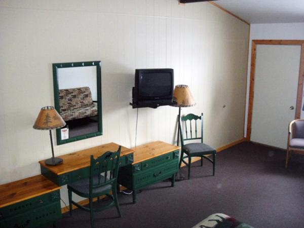 Hiawatha Lodge — photo 20