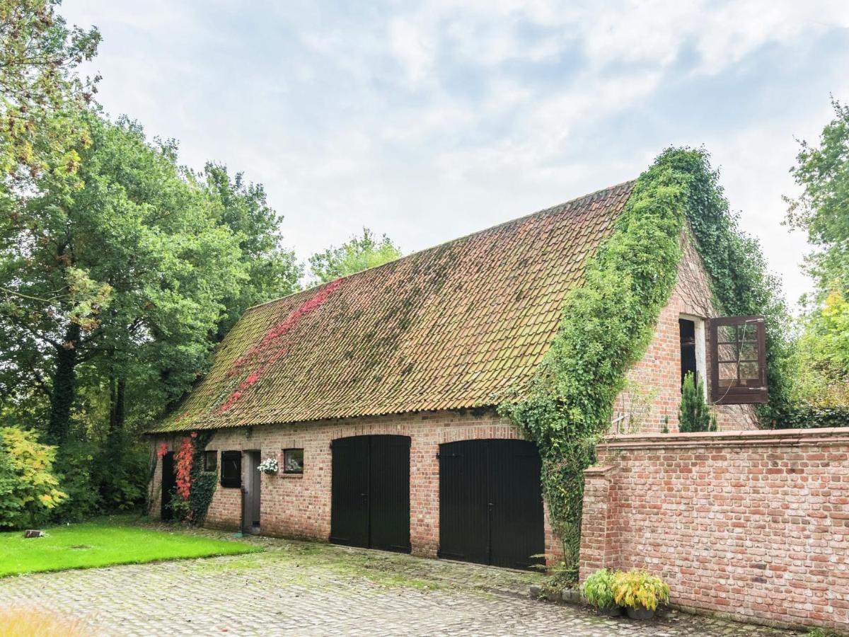 This accommodation is full of atmosphere and on a beautiful estate photo