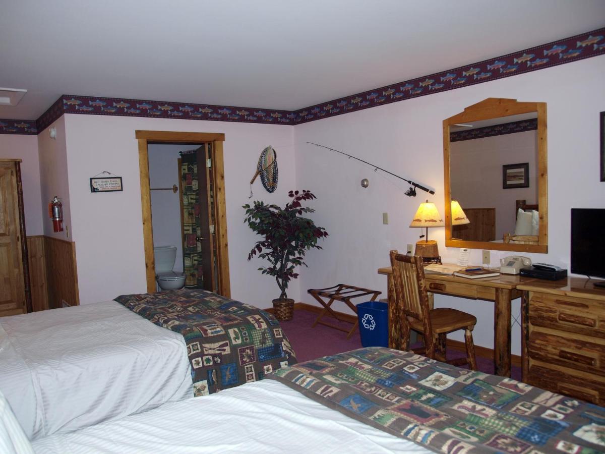 Yellowstone Basin Inn — photo 18