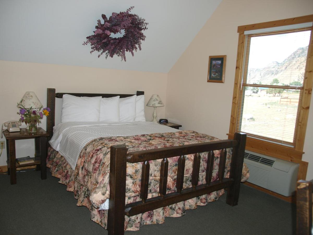 Yellowstone Basin Inn — photo 16