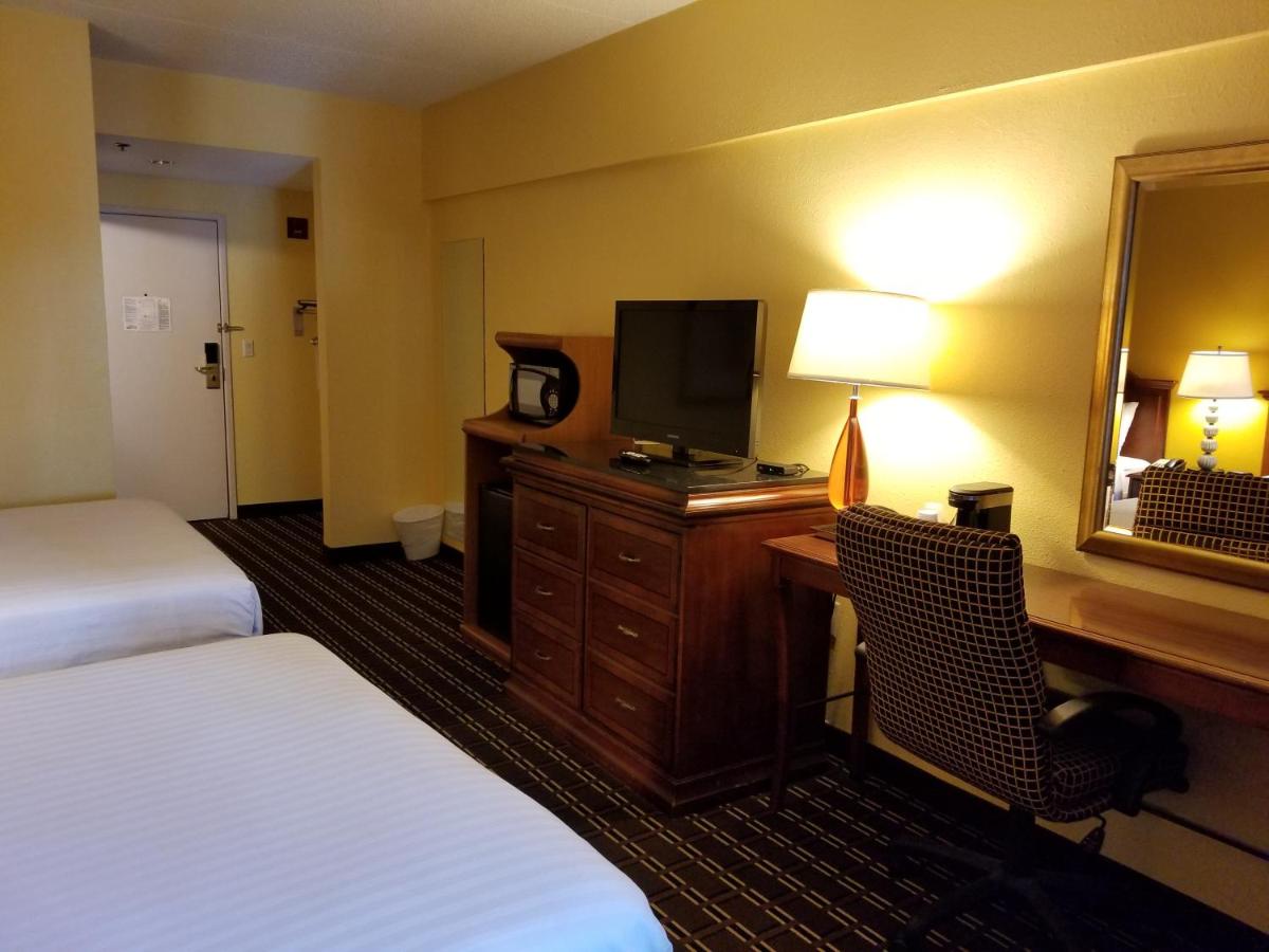 Comstock Motel — photo 13