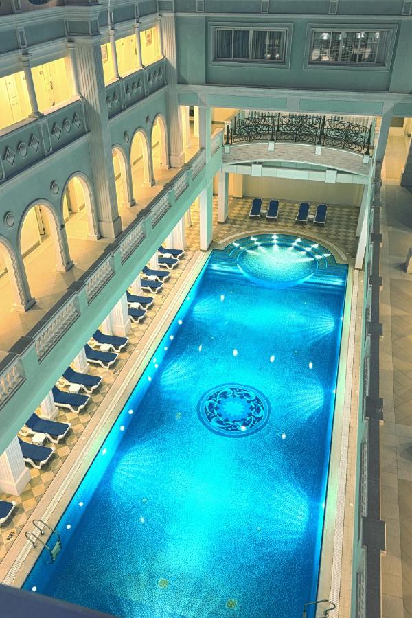 Rooftop swimming pool: IL Mercato Hotel & Spa