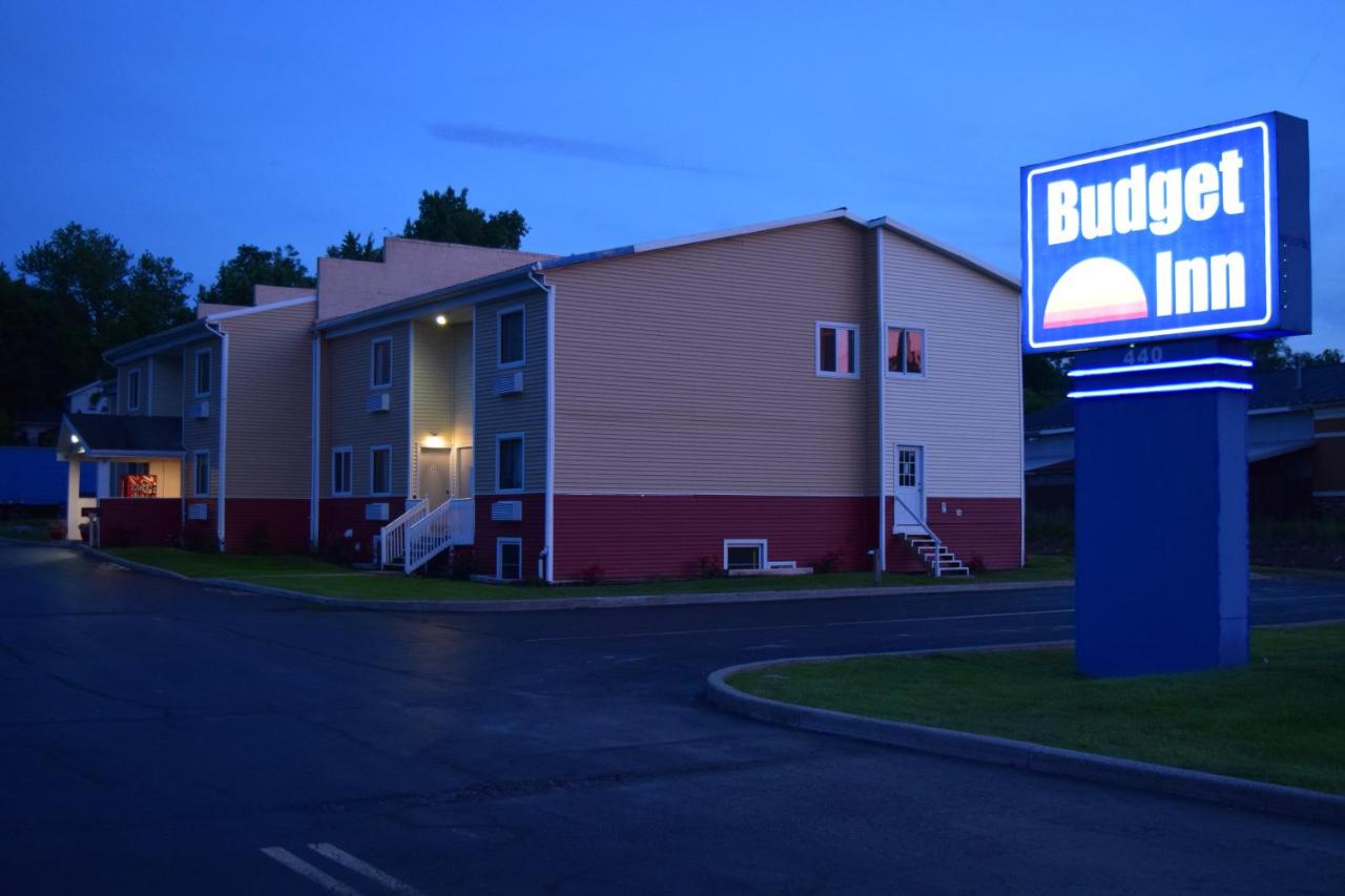 Budget Inn Ontario — photo 13