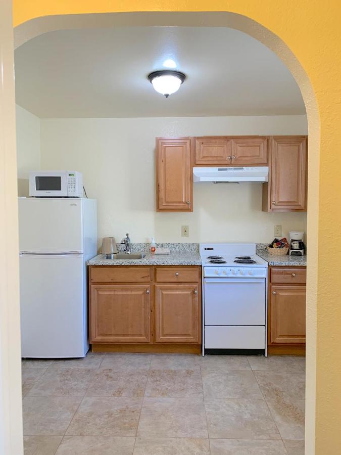 Carlin's Cottage Court — photo 20