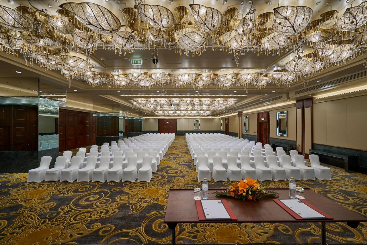 Millennium Airport Hotel Dubai photo
