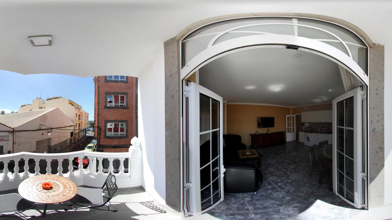 Apartamentos Soles del Sur - Playa Arguineguín (España Playa ...