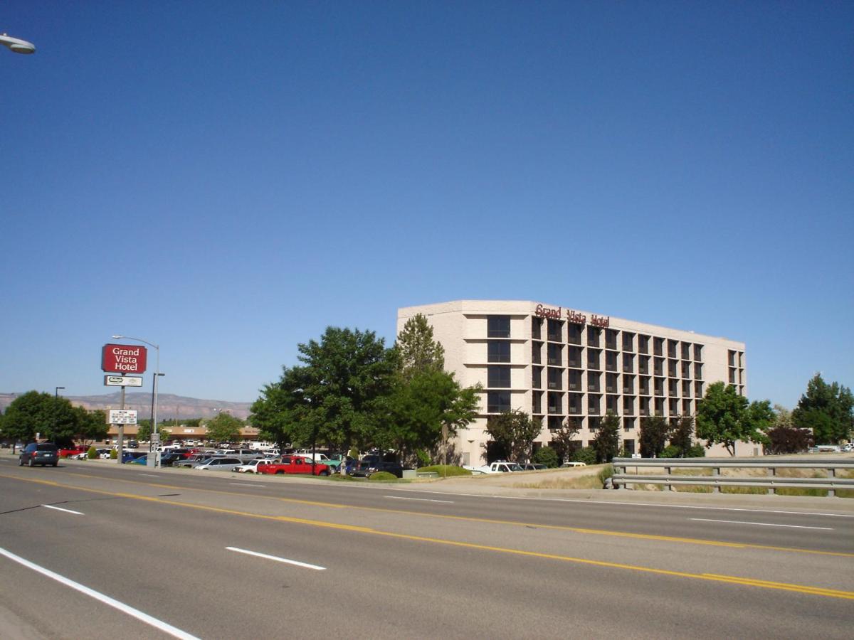 Grand Vista Hotel — photo 11
