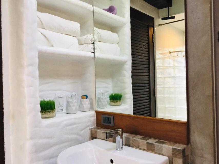 Bangtao Beach Chalet Resort - 3