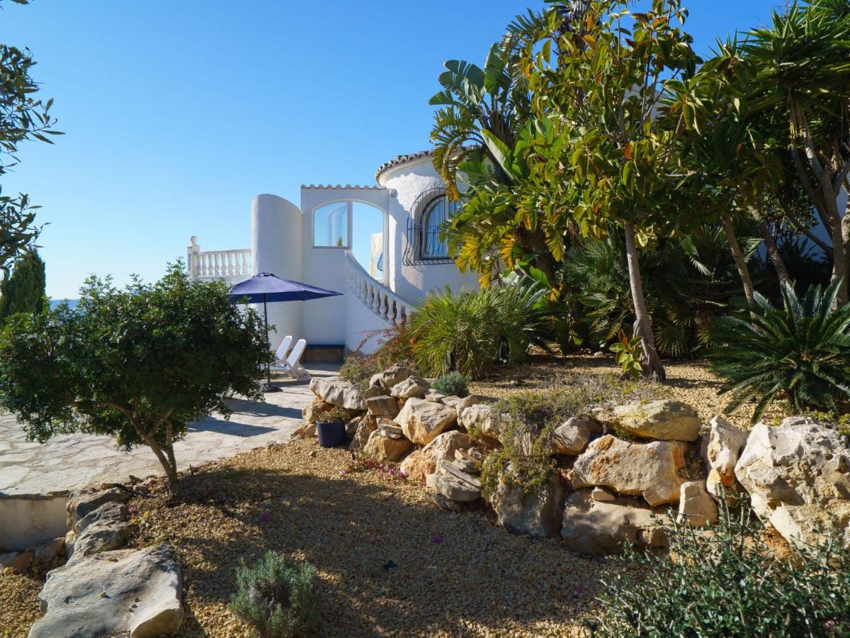 Villa Villa Kalmias, Cumbre del Sol – Updated 2022 Prices