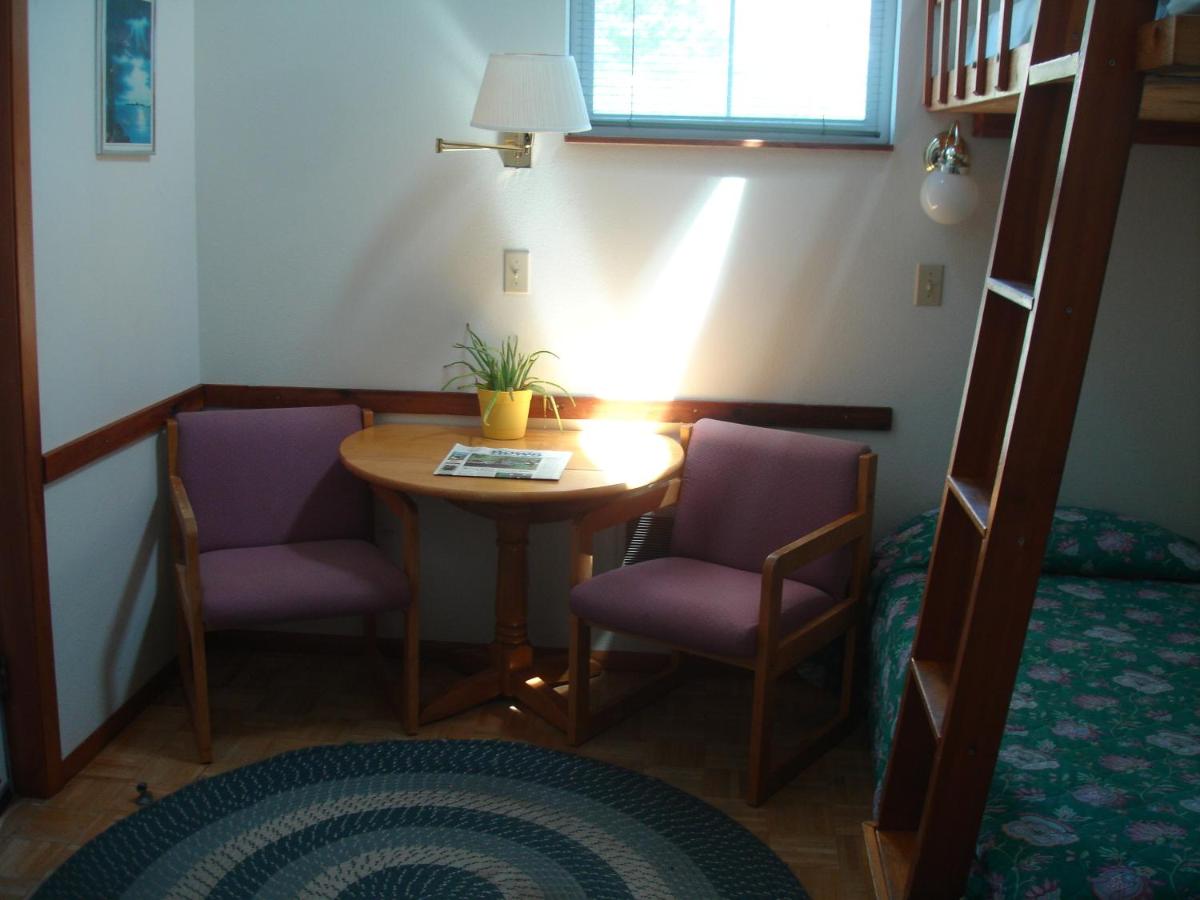 The Dublin House Motel — photo 18