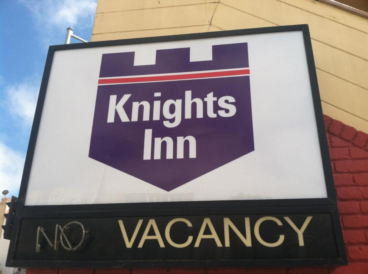 Economy Inn — photo 9