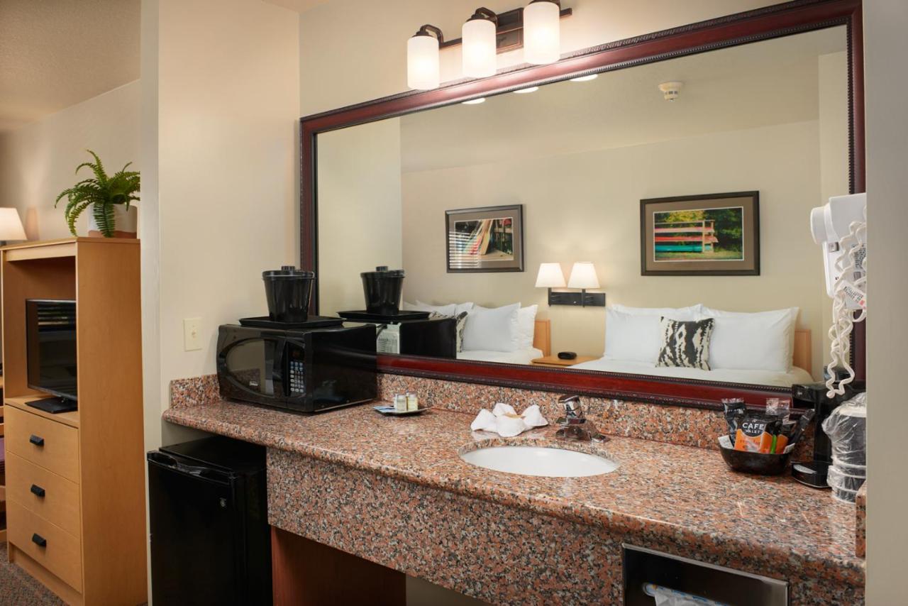 The Hotel Garibaldi — photo 10