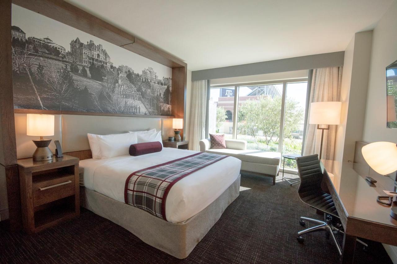 Texas A&M Hotel and Conference Center — photo 13