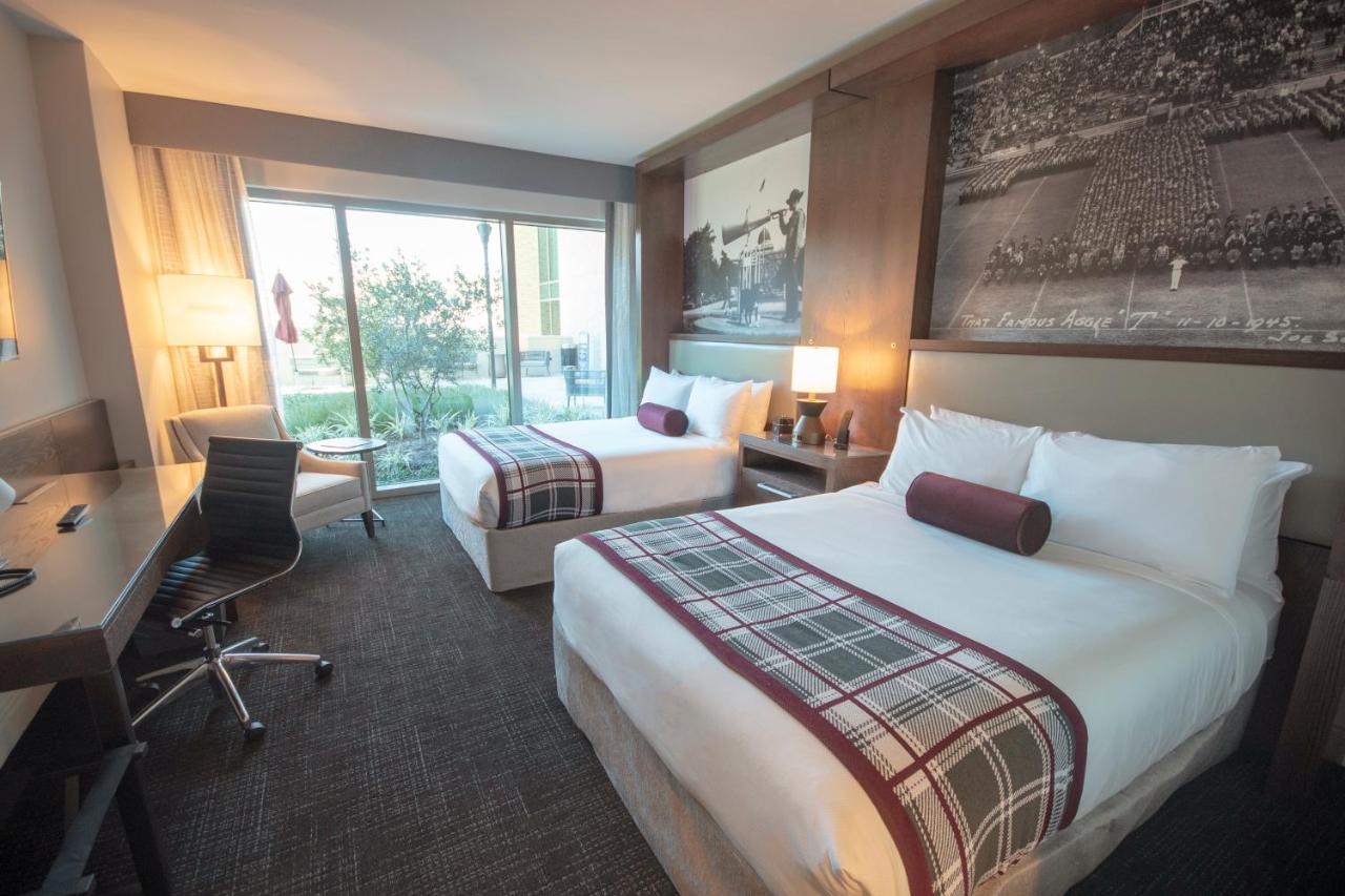 Texas A&M Hotel and Conference Center — photo 16