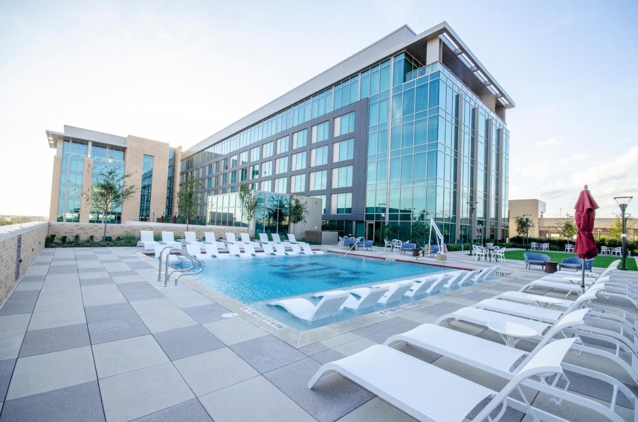 Texas A&M Hotel and Conference Center — photo 23