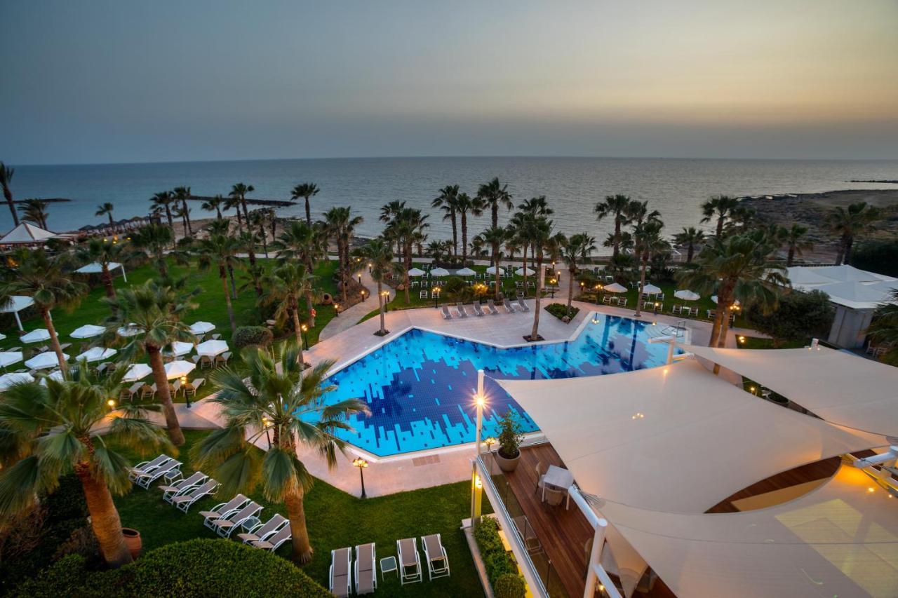 Aquamare Beach Hotel & Spa photo
