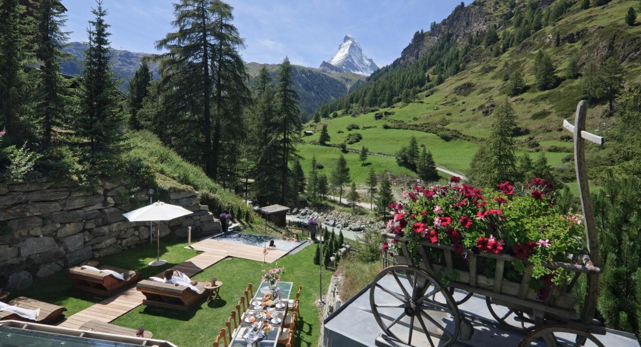 Suitenhotel Zurbriggen photo