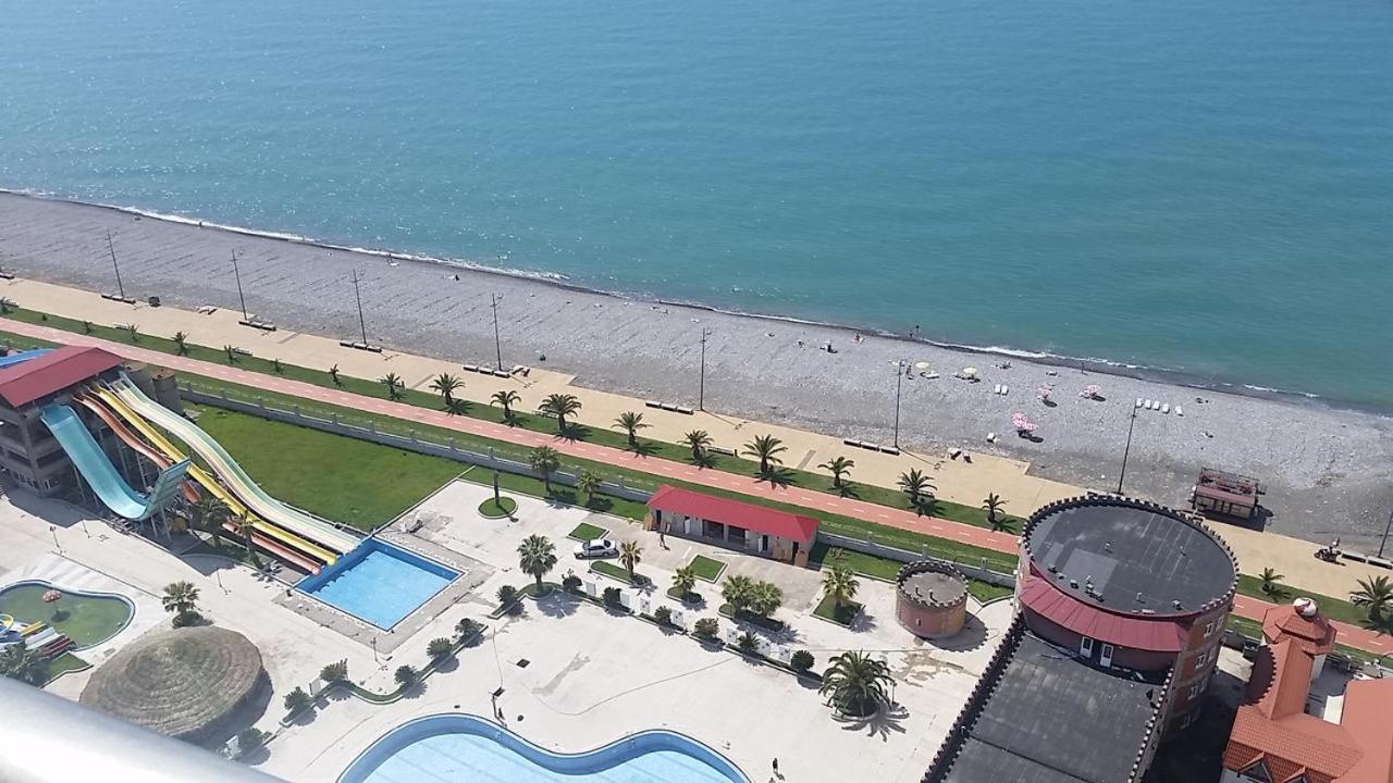 Park wodny: PURE WELLNESS SEA-VIEW Beluga & Dolphin Luxury HOTEL apartments