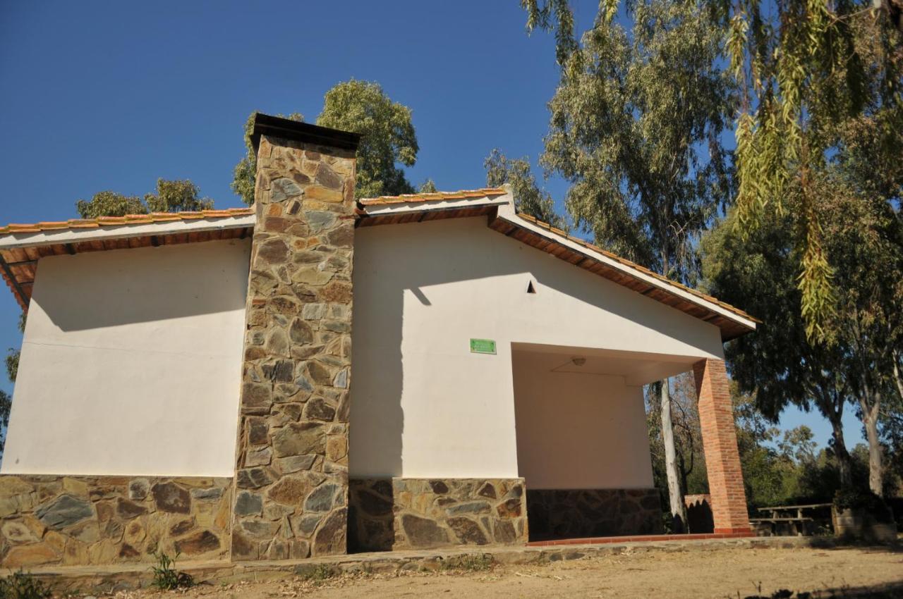 Casa Rural Casa de las Aves, Orellana la Vieja – Updated 2022 ...