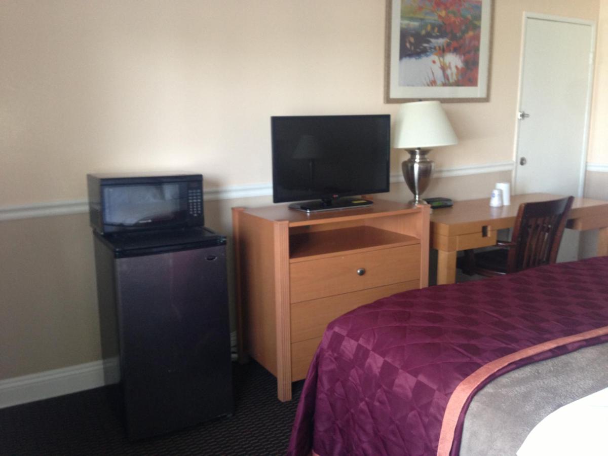 Value Inn — photo 17