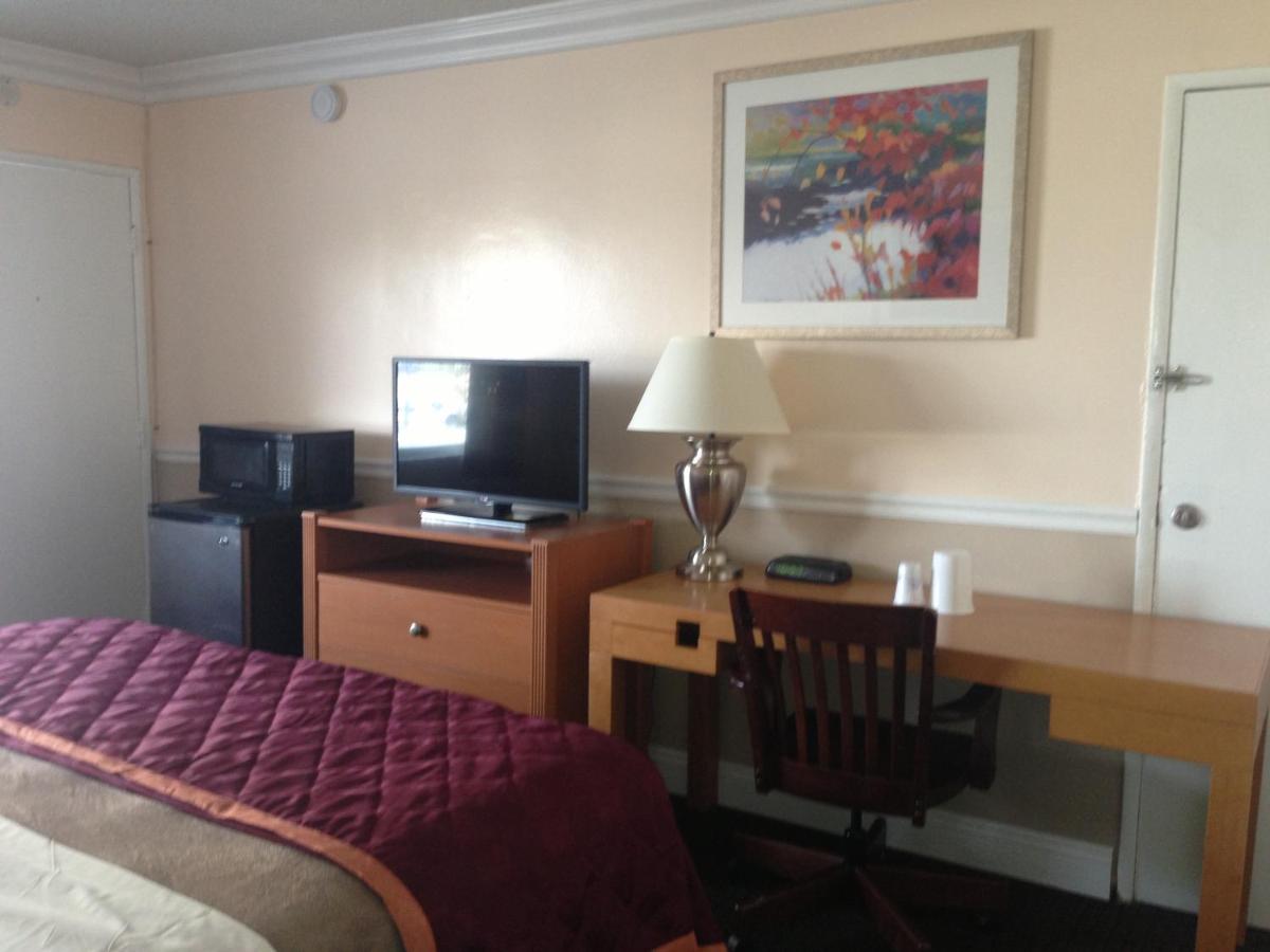 Value Inn — photo 5