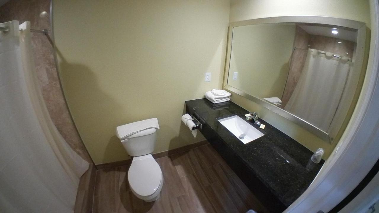 Travel Inn Lake Worth Beach — photo 3