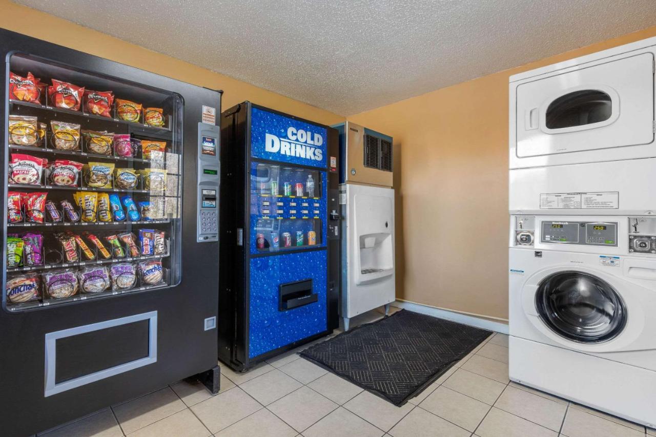 Econo Lodge Nashville near Percy Priest Lake - 4